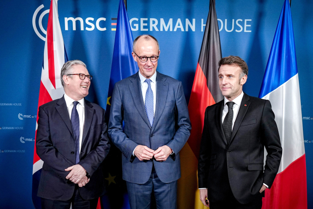 Ευρωπαϊκή πυρηνική ομπρέλα: Ρεαλισμός ή ρίσκο;